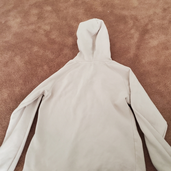 North face hoodie - Picture 2 of 4